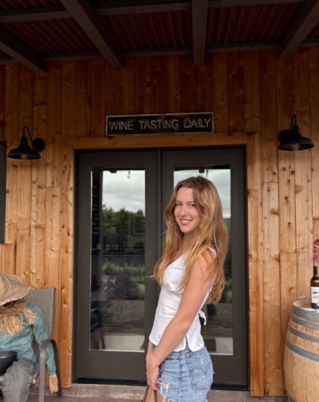 Alicia (Lis) Taylor-Sabine