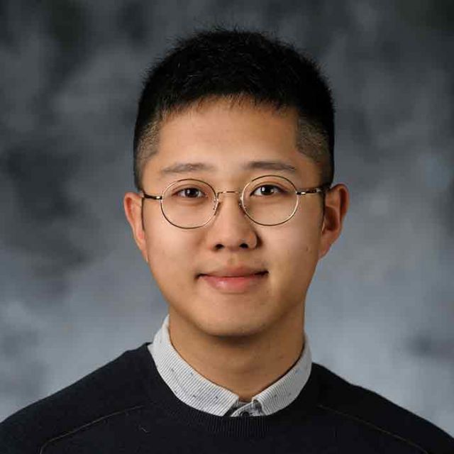 Photo of Guangli Zhang